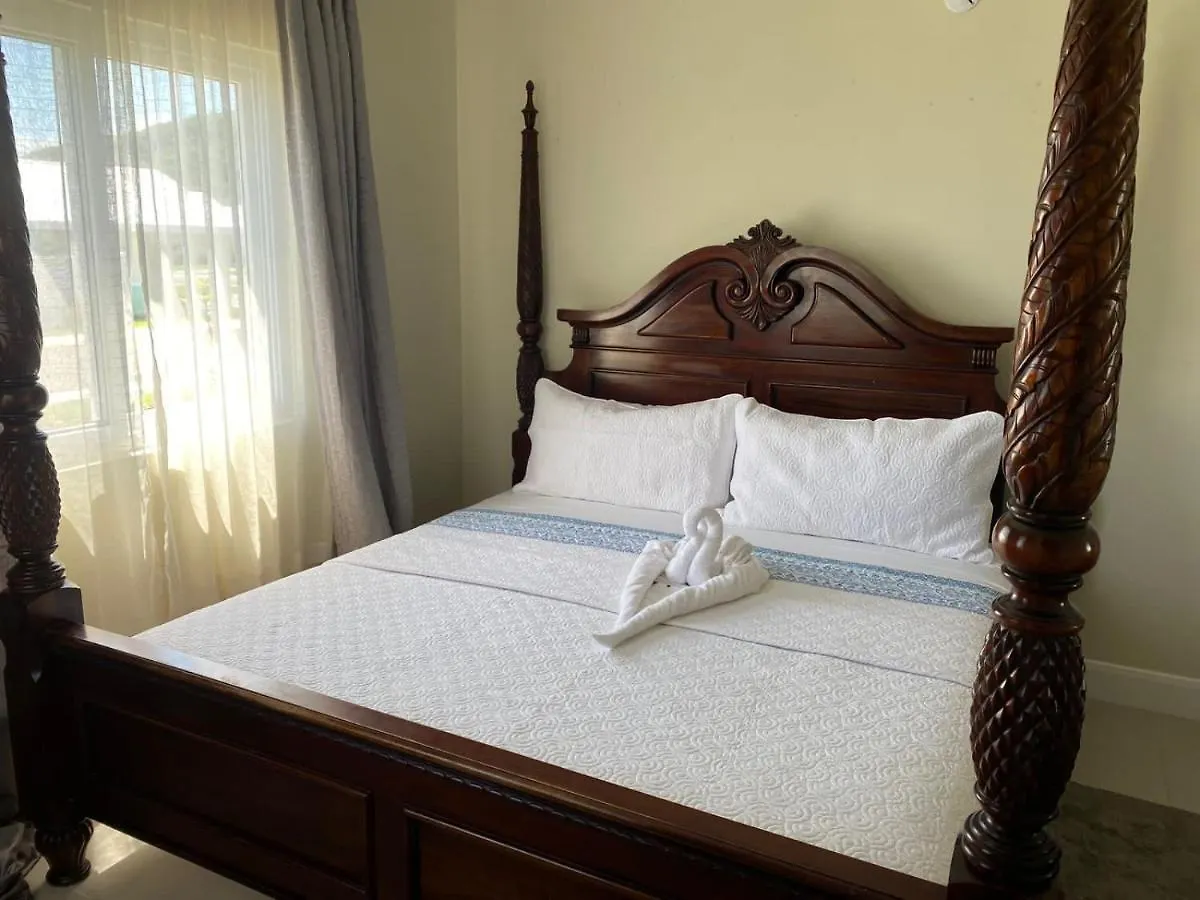 Serenity Get Away Lucea